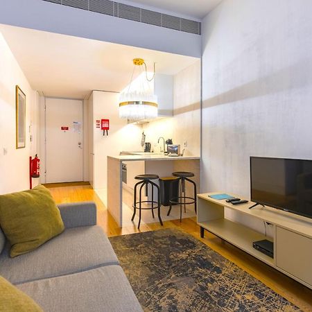 Cozy Downtown Studio By Lovelystay Lisboa Ngoại thất bức ảnh