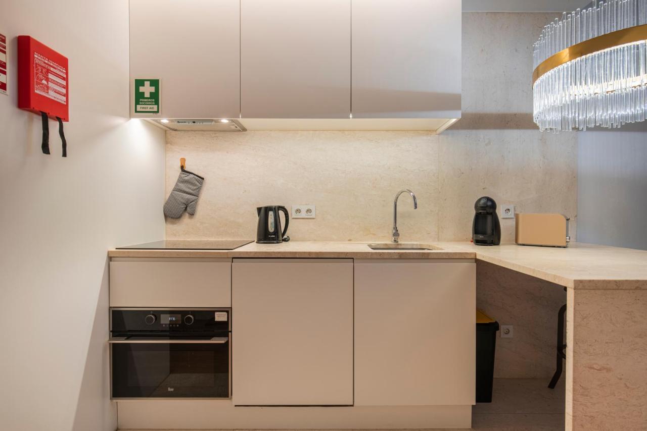 Cozy Downtown Studio By Lovelystay Lisboa Ngoại thất bức ảnh